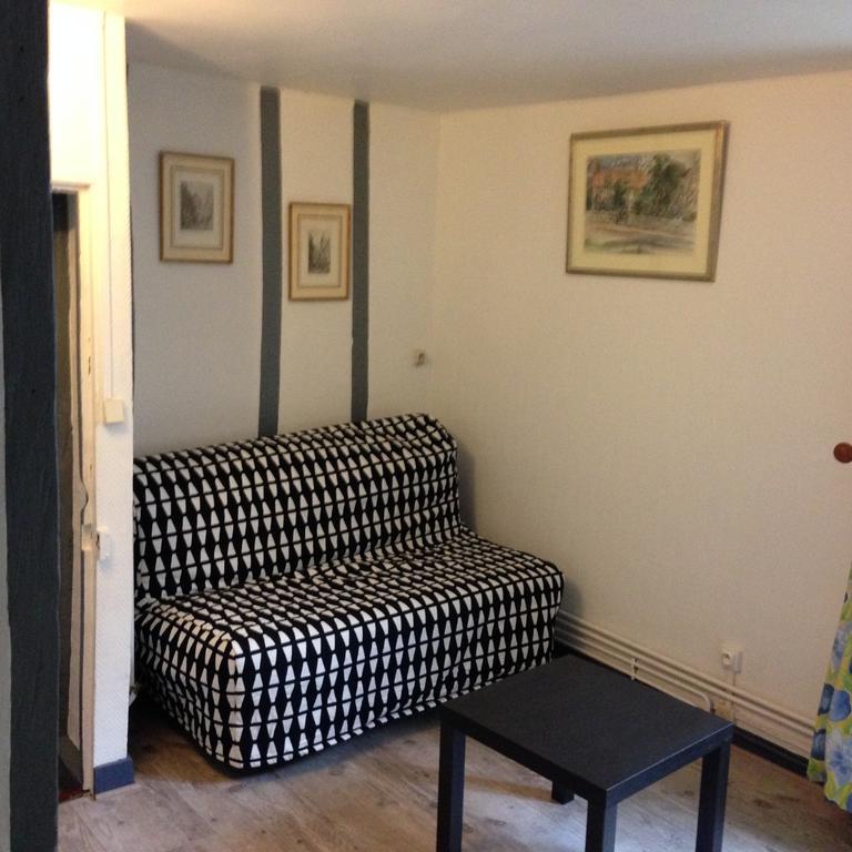Ferienwohnung Les Oiseaux Rouen Exterior foto